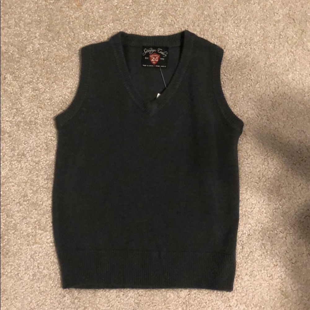 NWT sovereign code sweater vest